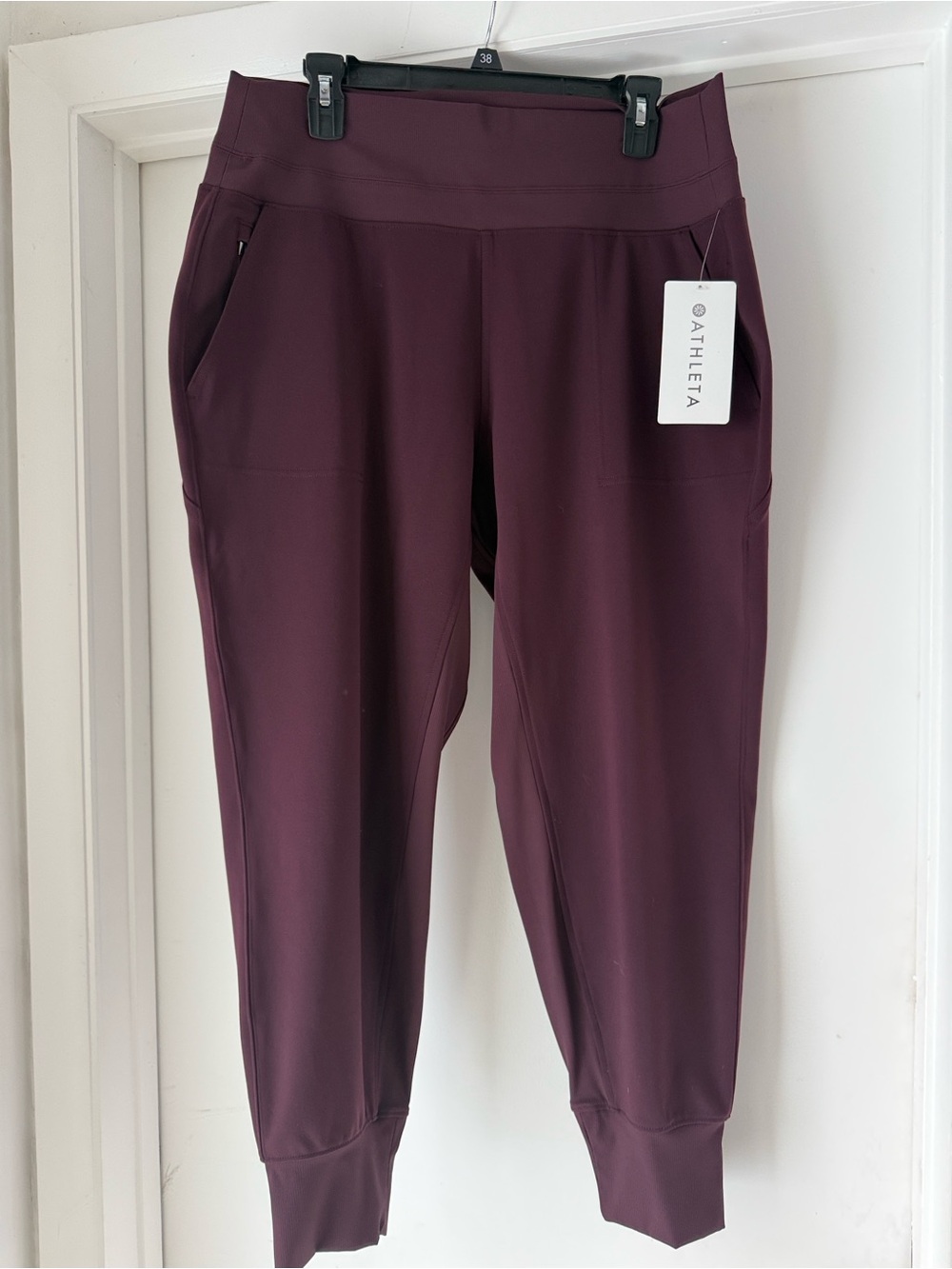 Athleta Plum Active Jogger Pants. Never Worn. Size XL. Beautiful Shade of Plum